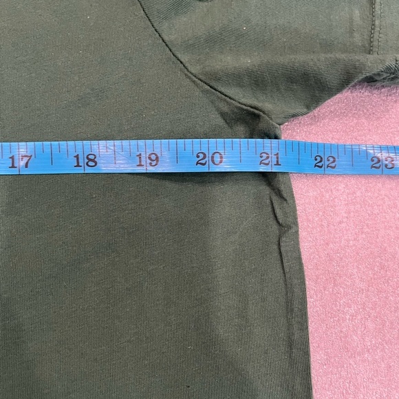 ❤️2/$30❤️[L] J.Crew Men Broken In Green Short Sleeve Tee - Picture 4 of 6